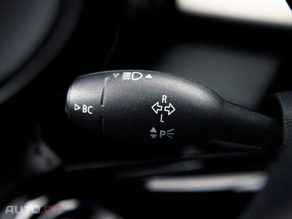 MINI Cooper Cooper D Auto