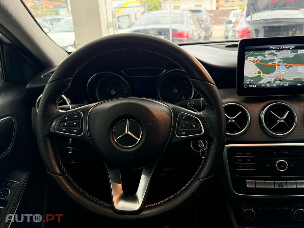 Mercedes-Benz GLA 180 d Urban Aut.