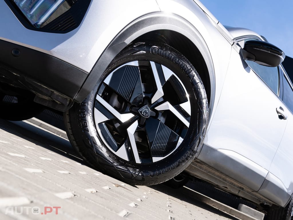 Peugeot 2008 1.2 PureTech Allure