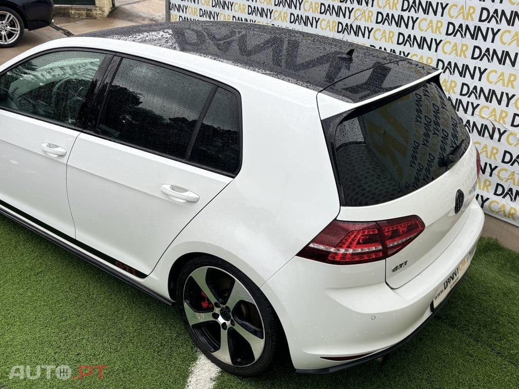 Volkswagen Golf 2.0 GTi DSG