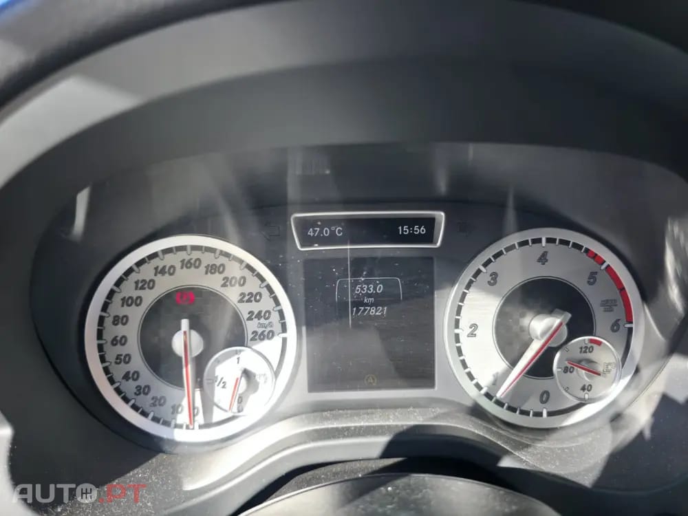 Mercedes-Benz A 180 d AMG Line