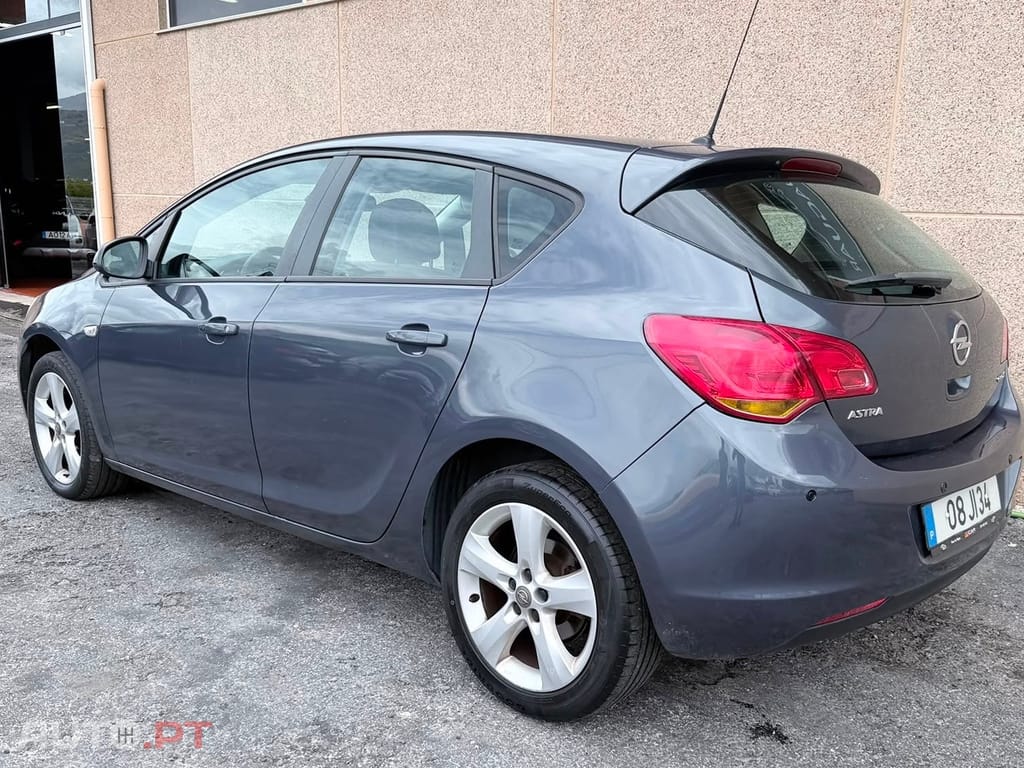 Opel Astra 1.3 CDTi Cosmo
