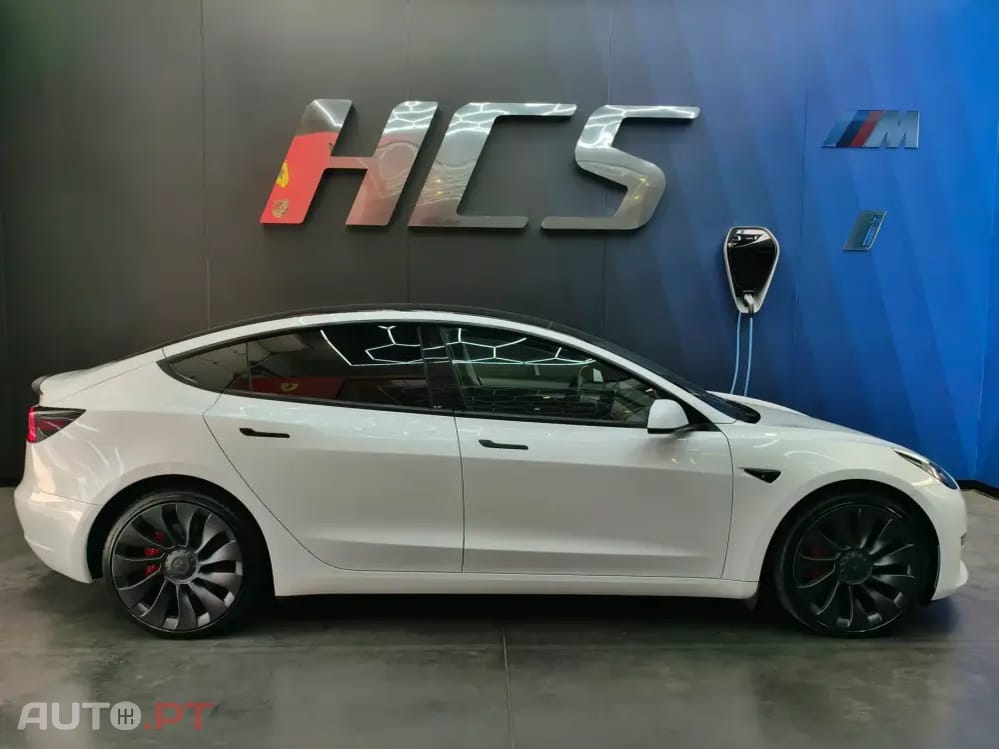 Tesla Model 3 Performance Tração Integral