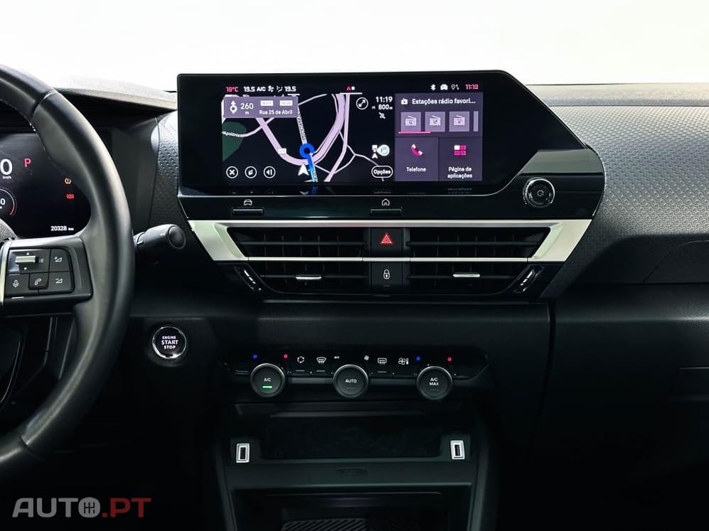 Citroen C4 PureTech 130 Stop&Start EAT8 SHINE