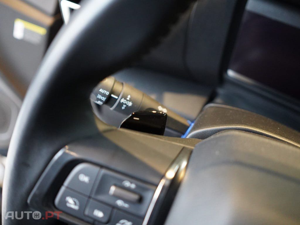 Citroen C4 1.2i Feel EAT8