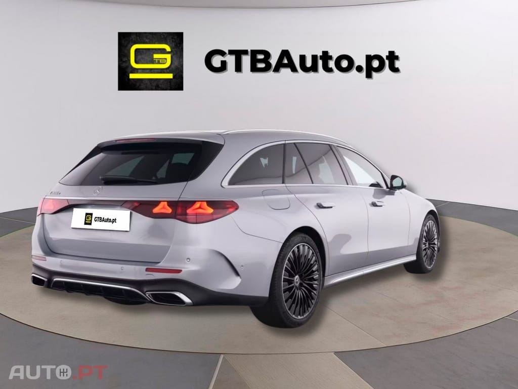 Mercedes-Benz E 300 T e AMG I.V.A DEDUTÍVEL
