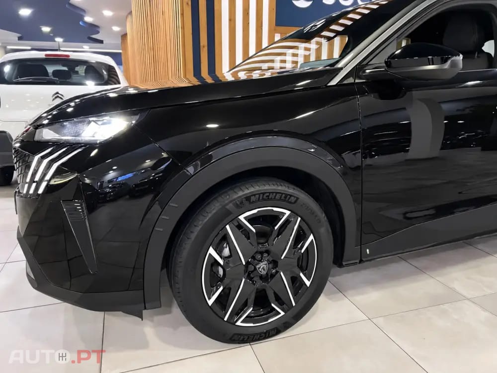 Peugeot 3008 1.2 Hybrid Allure e-DCS6