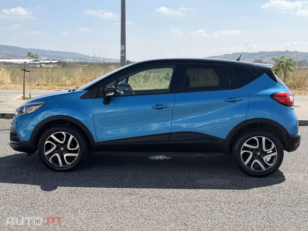 Renault Captur 1.2 TCe EDC Energy — fotografia 5