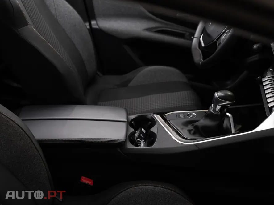 Peugeot 3008 1.5 BlueHDi Active Pack