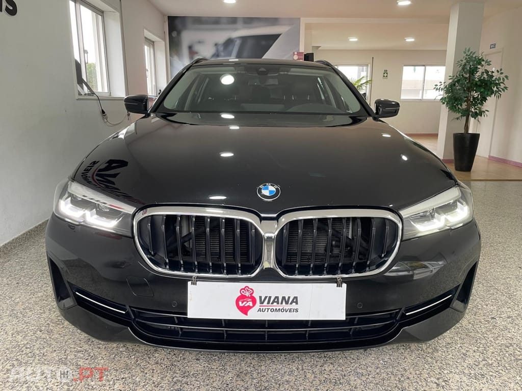 BMW 520 d Line Luxury Auto — fotografia 5