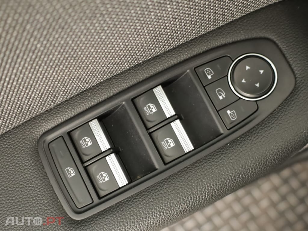 Renault Captur Captur 1.0 TCe Techno Bi-Fuel