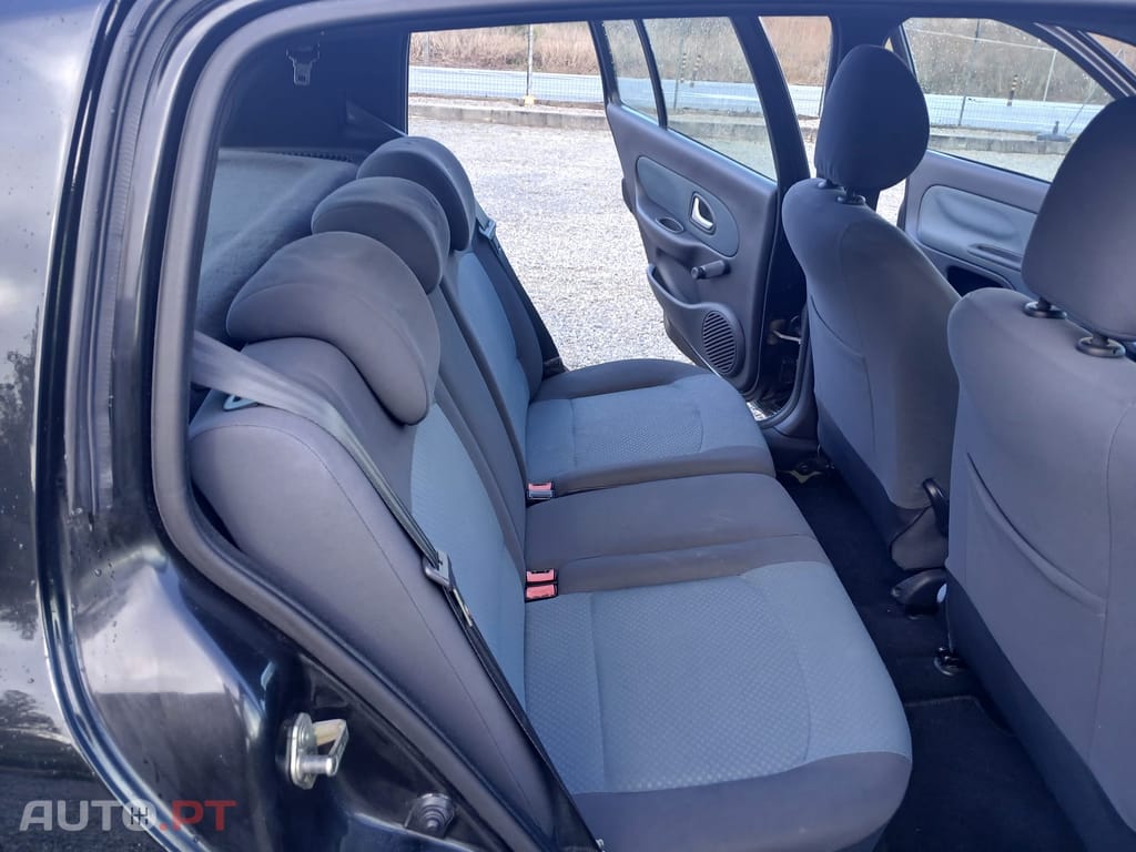 Renault Clio 1.2 16v