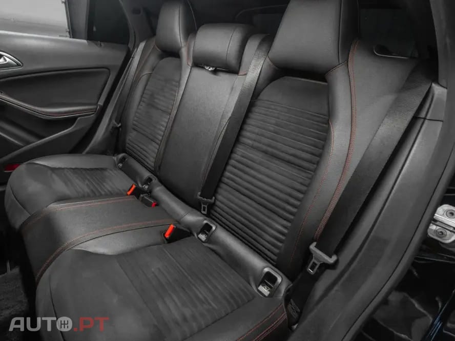 Mercedes-Benz CLA 200 d Shooting Brake AMG Line