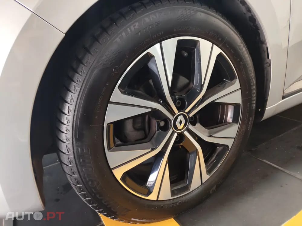 Renault Clio 1.0 TCe Evolution Bi-Fuel