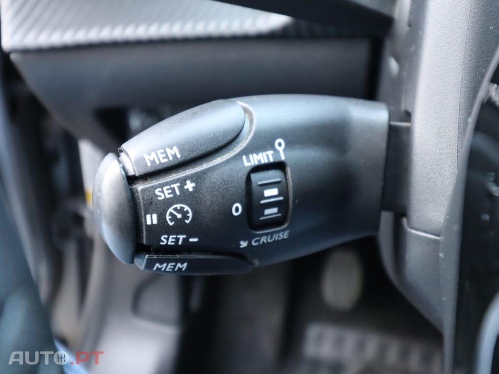 Peugeot 2008 1.2 PureTech Active