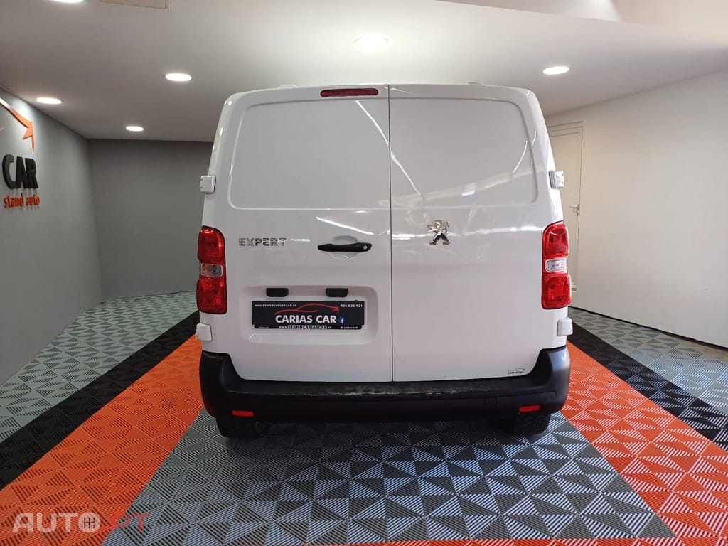 Peugeot Expert 2.0 BlueHDi L1H1 Pro Compact