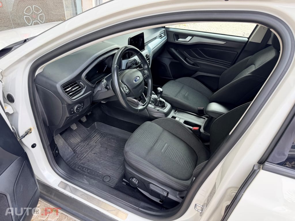 Ford Focus SW 1.0 EcoBoost Active X