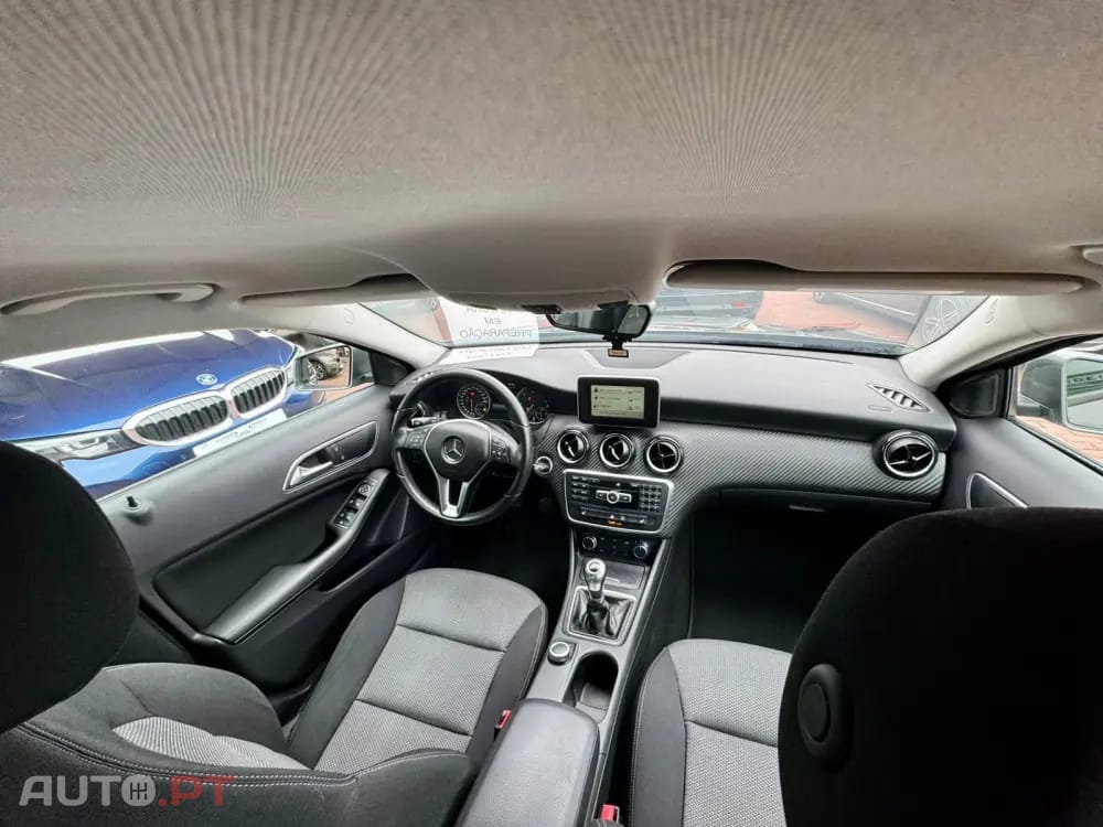 Mercedes-Benz GLA 180 d Style