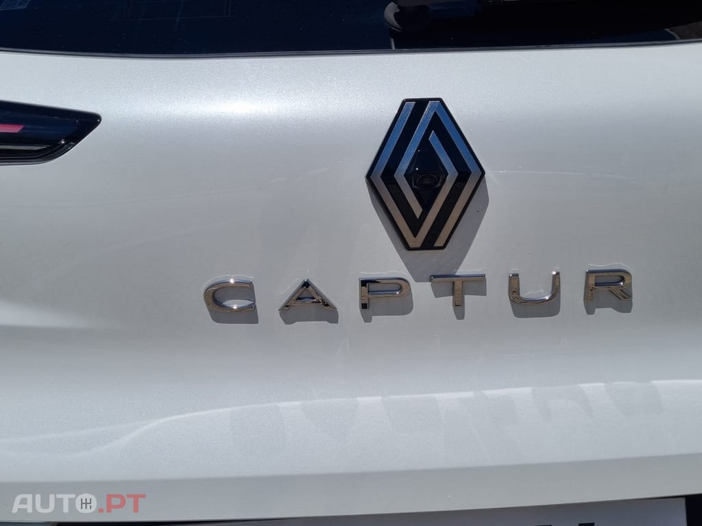 Renault Captur 1.0 TCe Techno Bi-Fuel