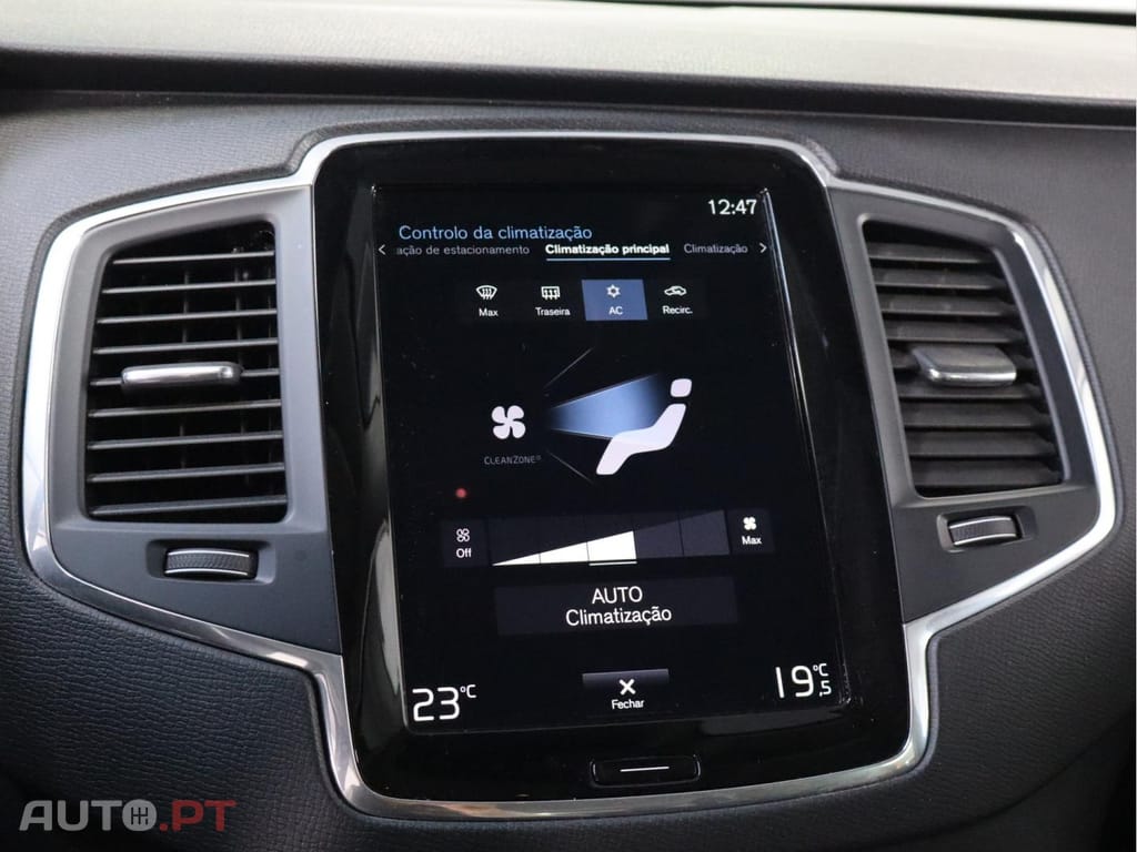 Volvo XC90 T8 Phev Momentum 4WD