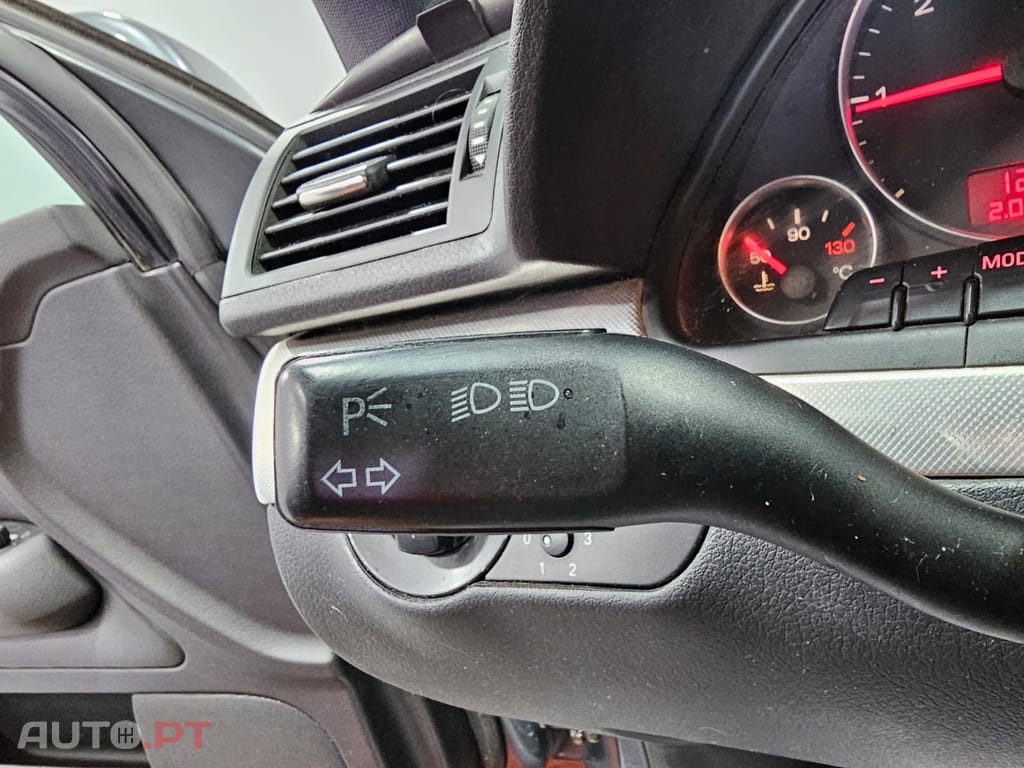 Audi A4 Avant 2.0 TDi S-line