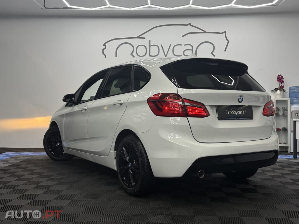 BMW 216 d Line Sport
