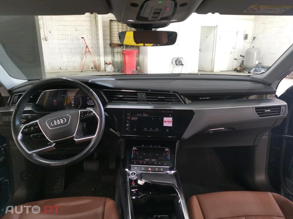 Audi E-Tron 50 quattro Advanced
