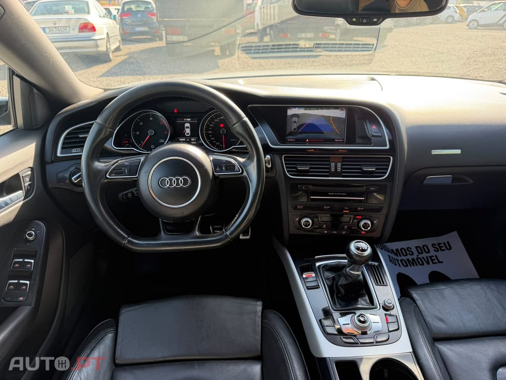 Audi A5 2.0 TDi S-line