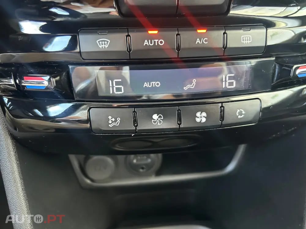 Peugeot 208 1.2 PureTech Allure