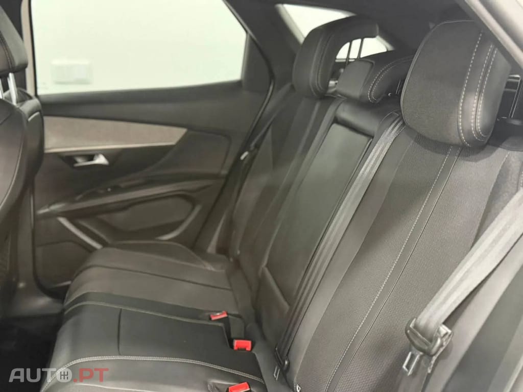 Peugeot 3008 1.6 Hybrid GT