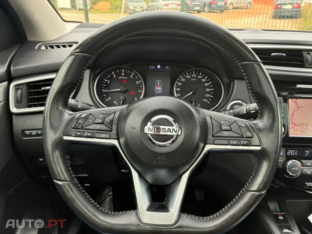 Nissan Qashqai 1.3 DIG-T N-Connecta