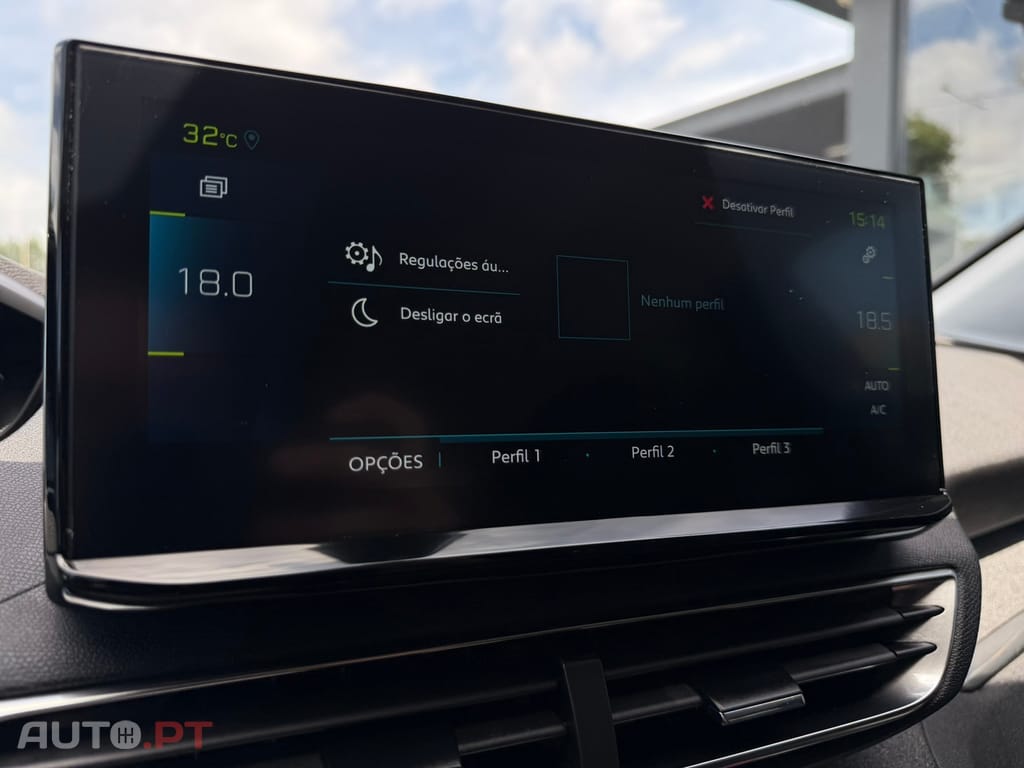 Peugeot 3008 1.6 Hybrid Allure e-EAT8