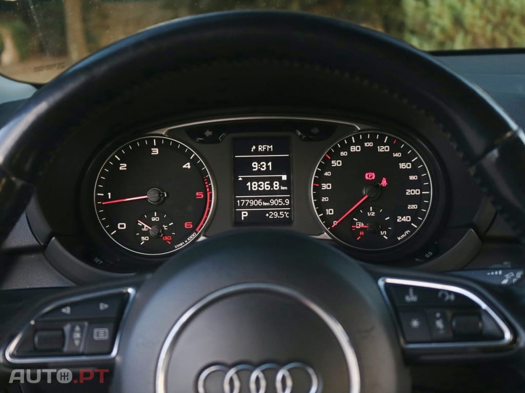 Audi A1 1.6 TDI Advance S-Tronic