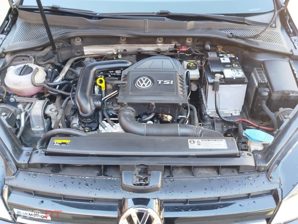 Volkswagen Golf 1.0 TSI Confortline
