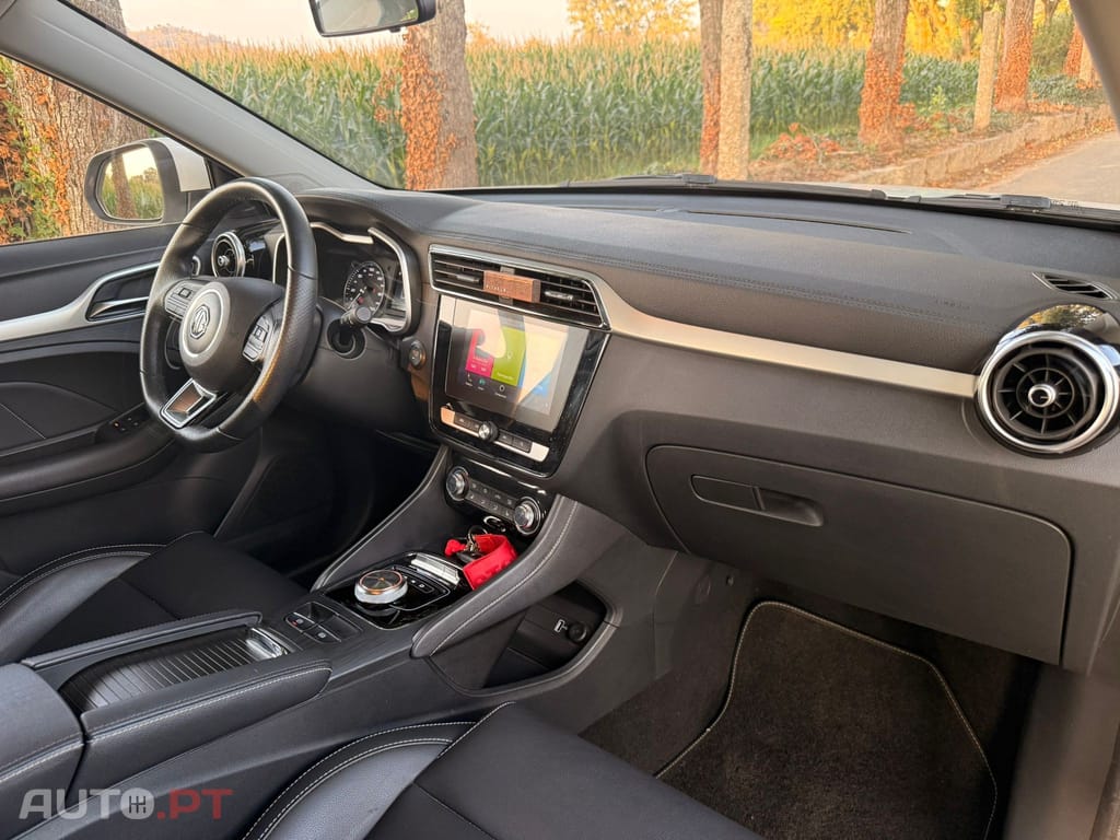 MG ZS EV Luxury
