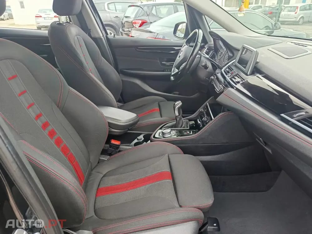 BMW 218 i Sport Line