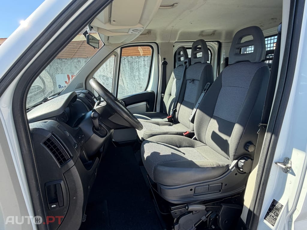 Peugeot Boxer 2.2HDI 7LUG c/AC