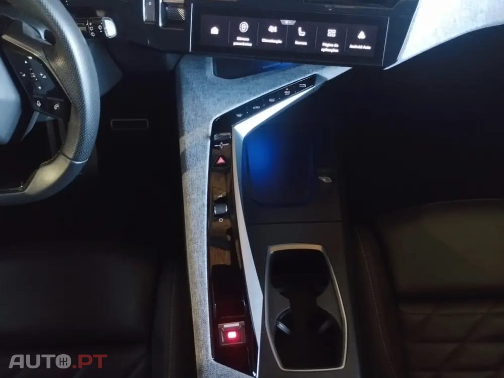 Peugeot E-5008 73 kWh GT