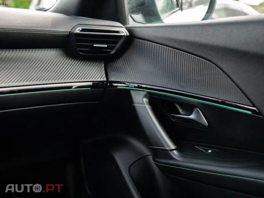 Peugeot 2008 1.5 BlueHDi GT EAT8
