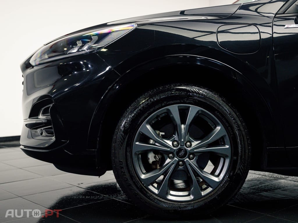 Ford Kuga 2.5 PHEV ST-Line