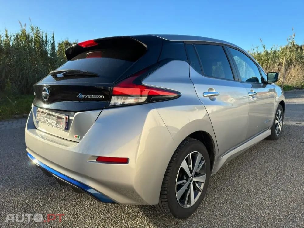 Nissan Leaf Tekna ProPilot Park