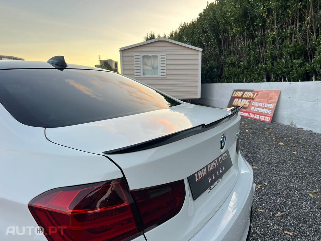 BMW 328 i Auto Line Sport