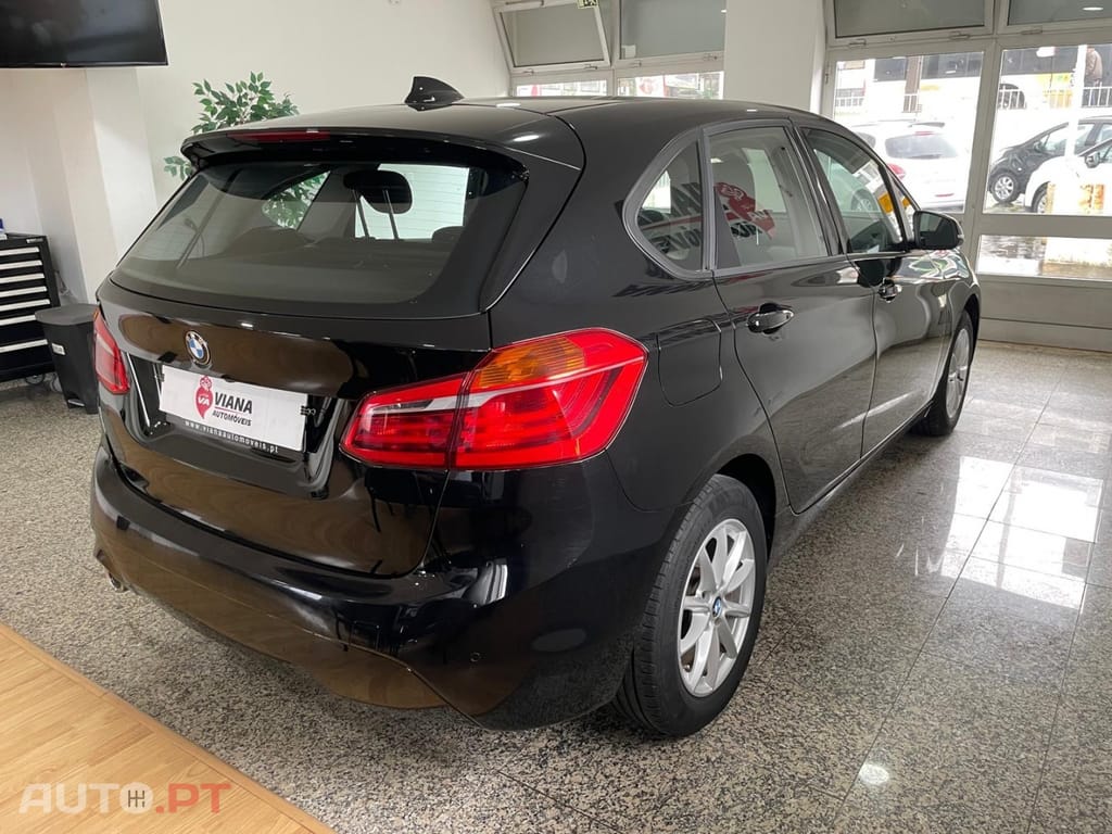 BMW 216 d Line Luxury