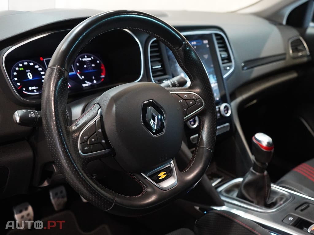 Renault Mégane Sport Tourer 1.3 TCe 140 Int. RSL
