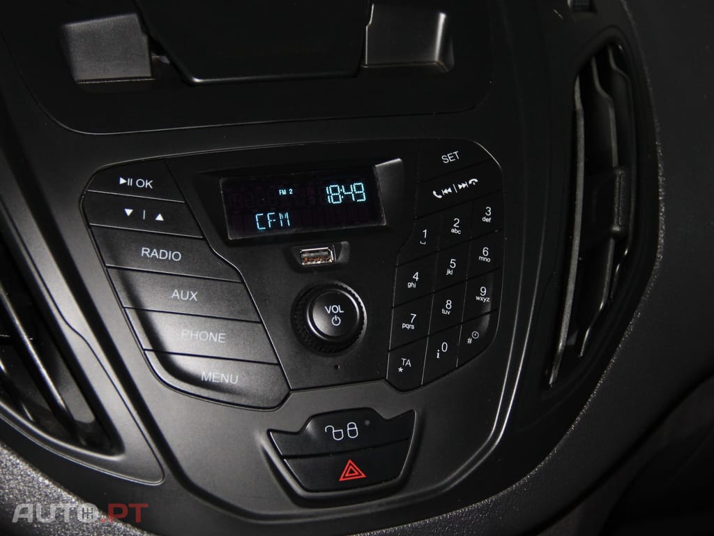 Ford Tourneo 5 LUGARES