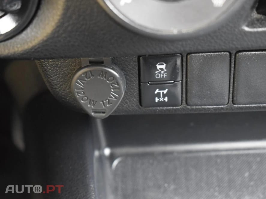 Toyota Hilux 2.4 D-4D 4WD