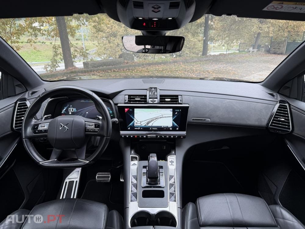DS DS7 Crossback E-Tense Performance Line EAT8