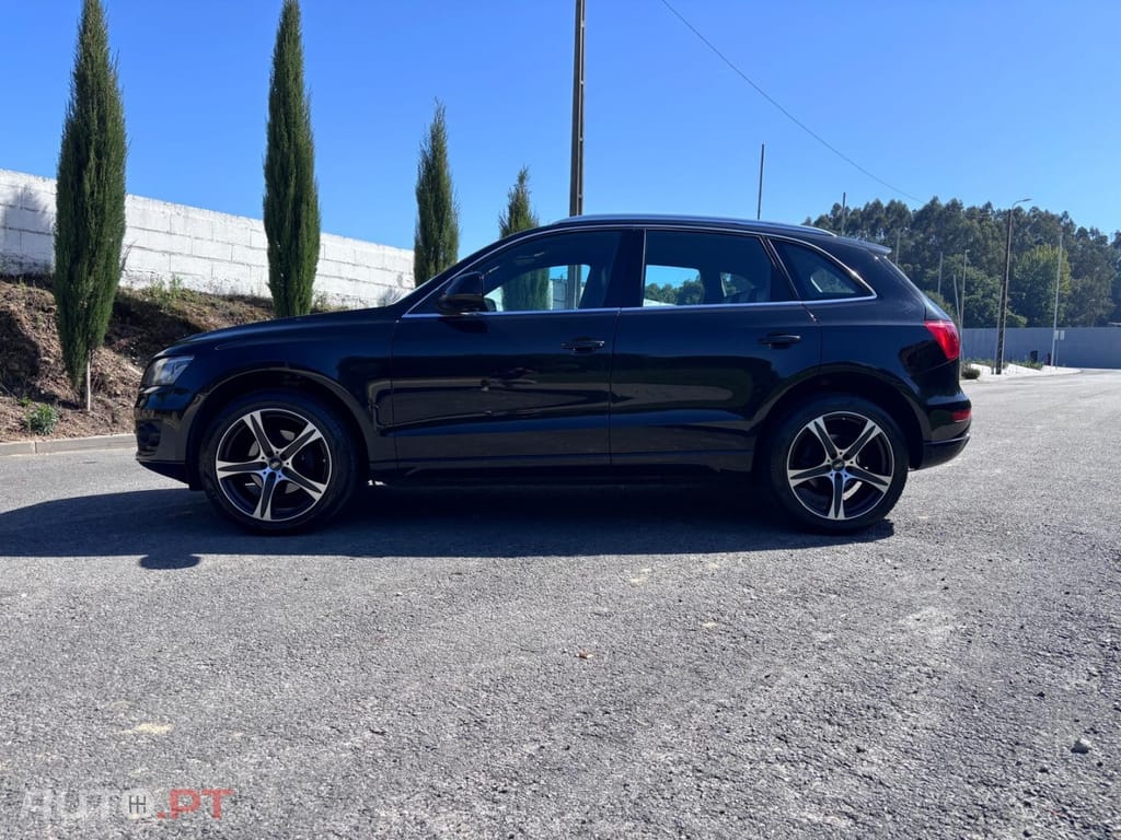Audi Q5 2.0 TDI S-line S-tronic — fotografia 4