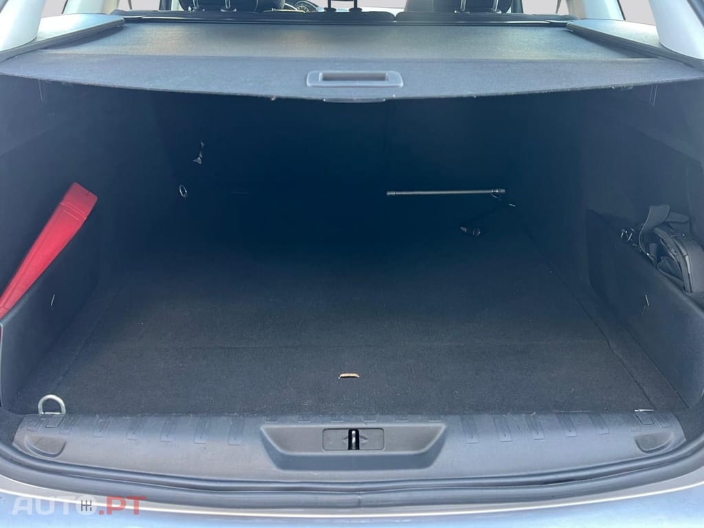 Peugeot 308 SW 1.2 PureTech 