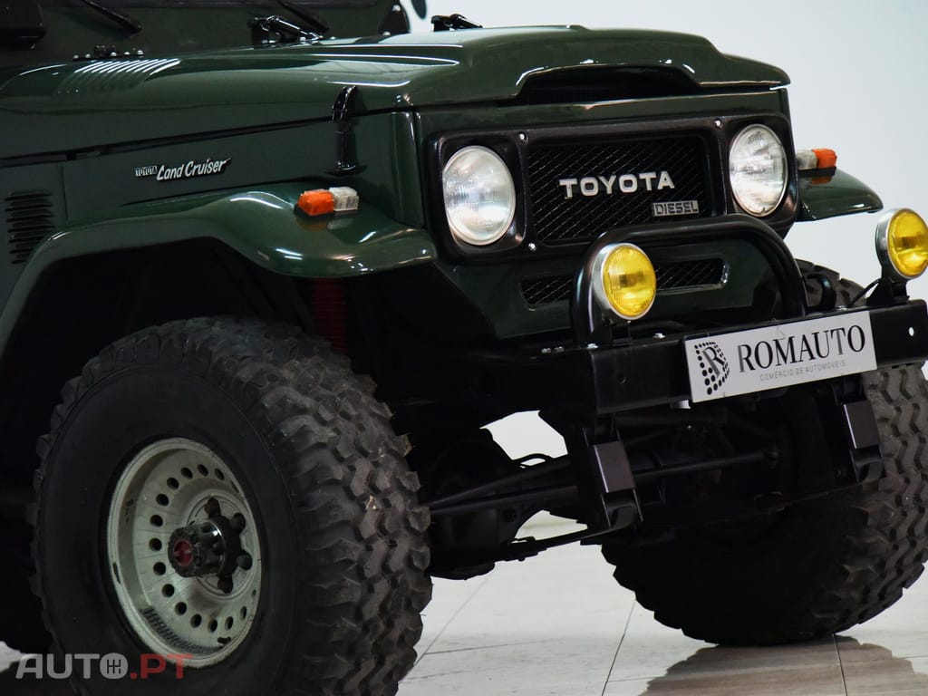 Toyota Land Cruiser BJ40 3.0 D 4WD 7 Lugares